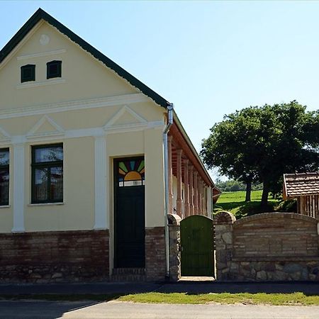 Zengőalja Vendégház Erzsébet Exterior foto